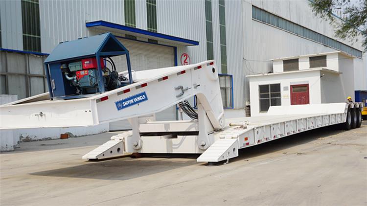 Tri Axle 100 Ton Detachable Lowboy Trailer for Sale In Nigeria