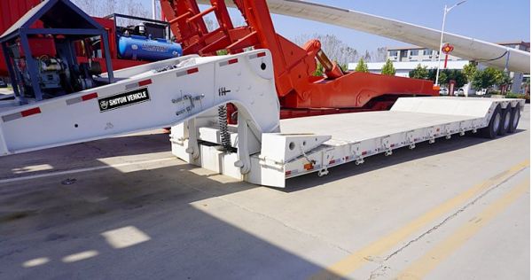 Tri Axle 60ton Detachable Gooseneck Trailer will be sent to Zambia